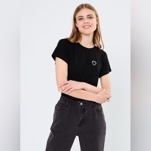 ARITZIA Medium T-shirt